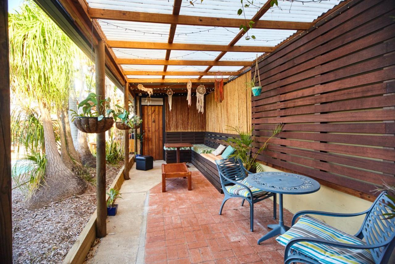 A Pousada Ozzie Pozzie Backpackers Port Macquarie Exterior foto