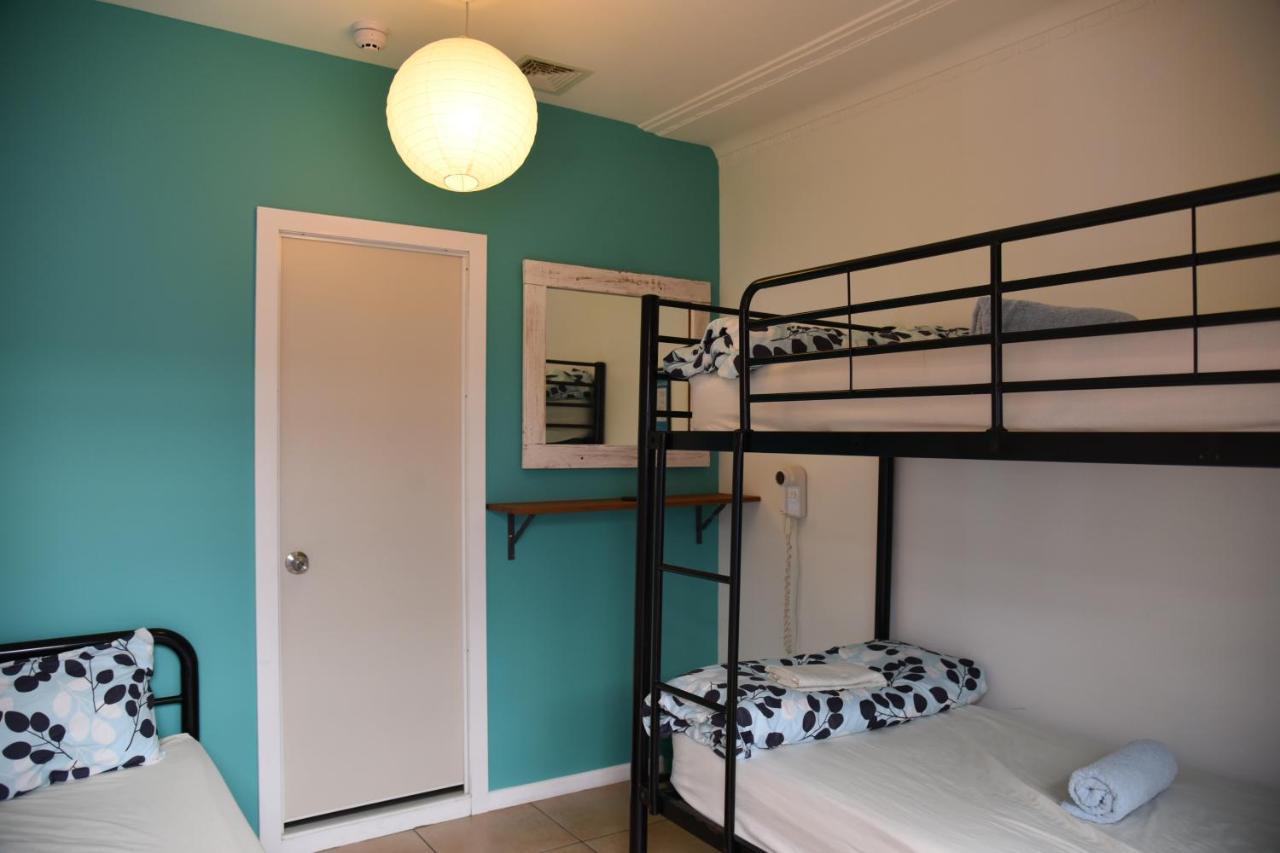 A Pousada Ozzie Pozzie Backpackers Port Macquarie Exterior foto