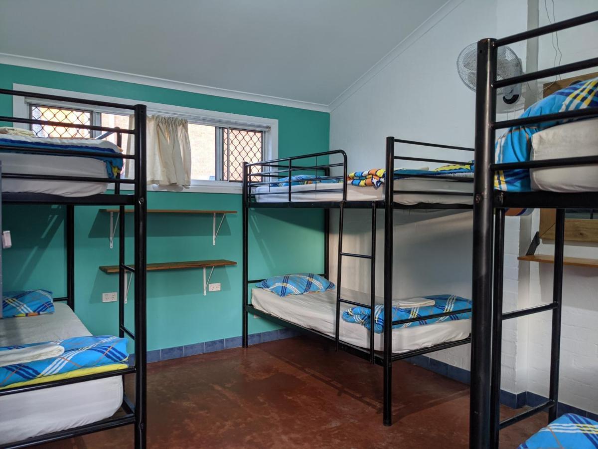 A Pousada Ozzie Pozzie Backpackers Port Macquarie Exterior foto