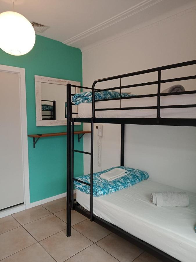A Pousada Ozzie Pozzie Backpackers Port Macquarie Exterior foto