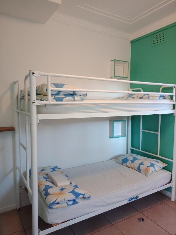 A Pousada Ozzie Pozzie Backpackers Port Macquarie Exterior foto