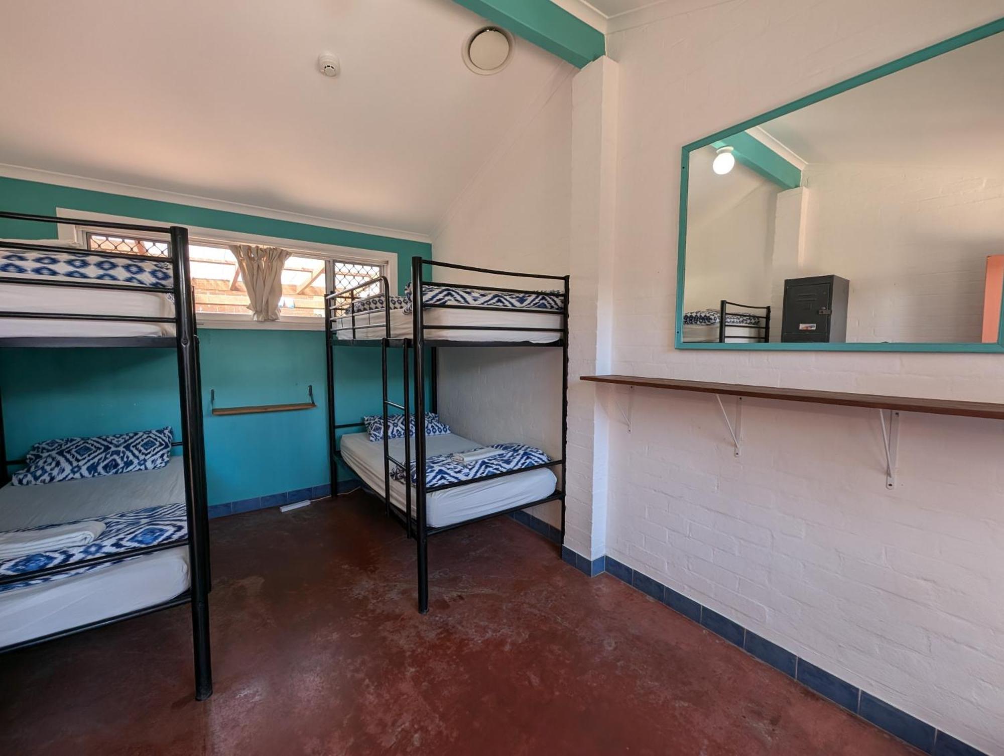 A Pousada Ozzie Pozzie Backpackers Port Macquarie Exterior foto