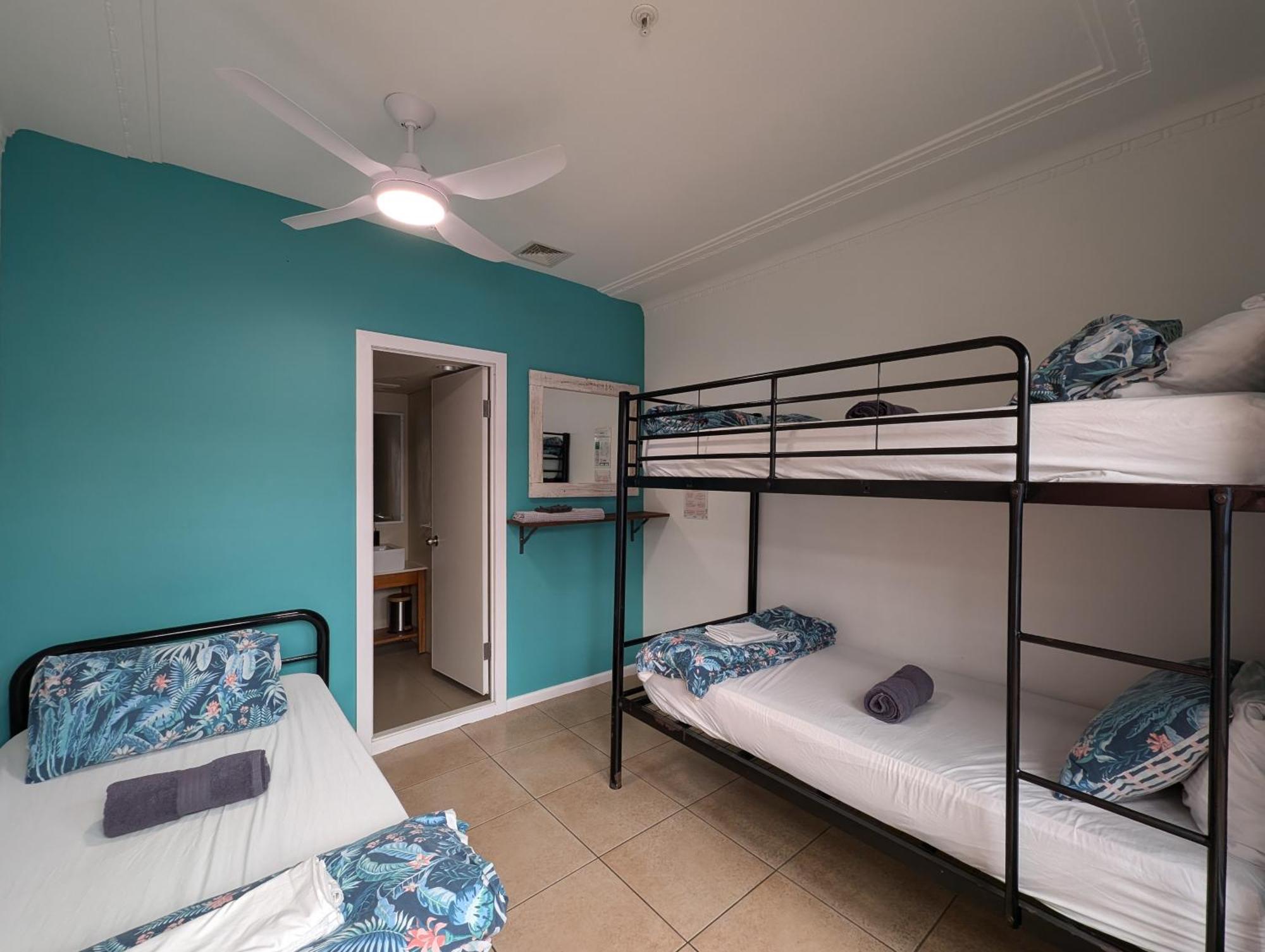 A Pousada Ozzie Pozzie Backpackers Port Macquarie Exterior foto
