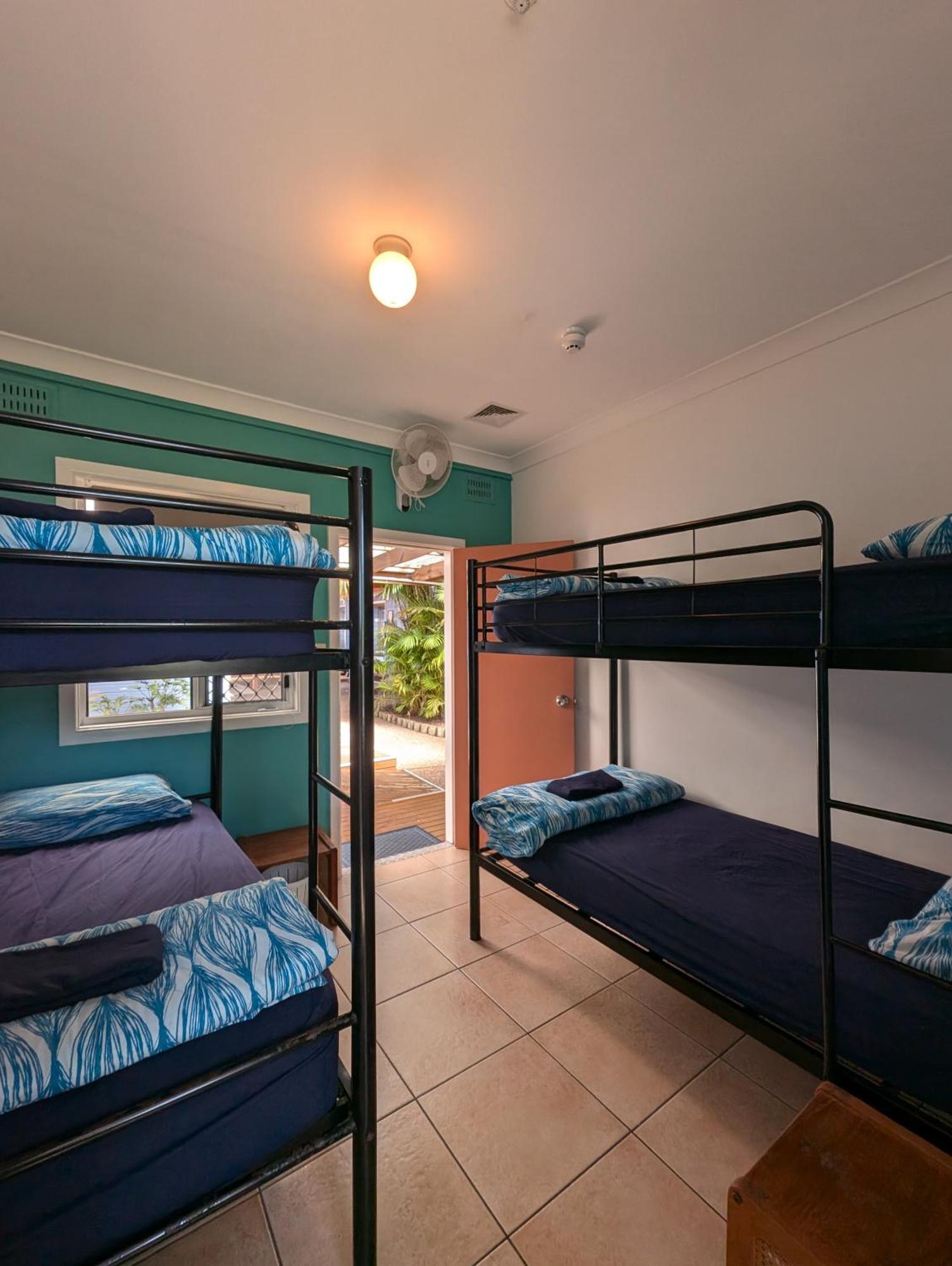 A Pousada Ozzie Pozzie Backpackers Port Macquarie Exterior foto